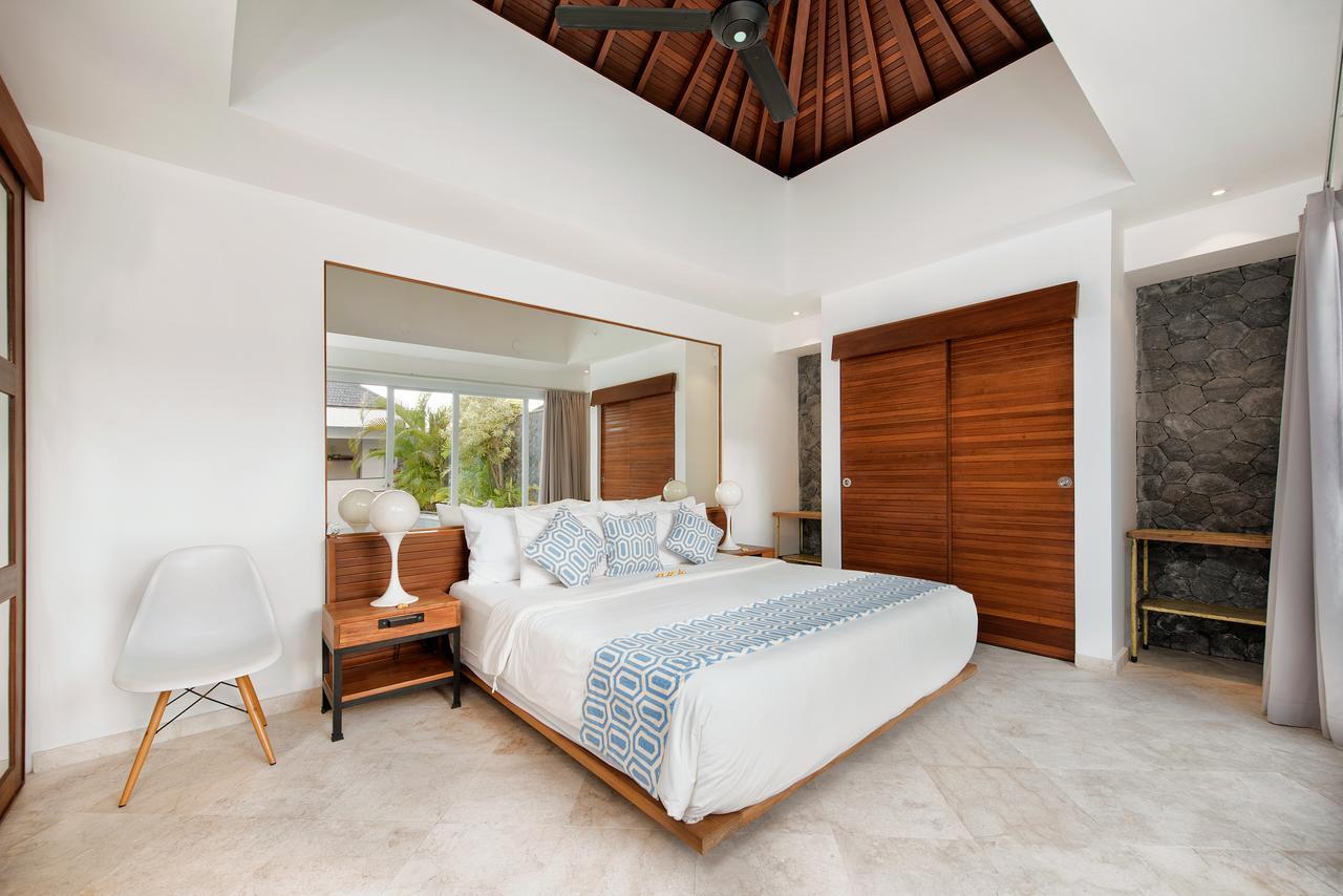 Villa Chakra Villas *